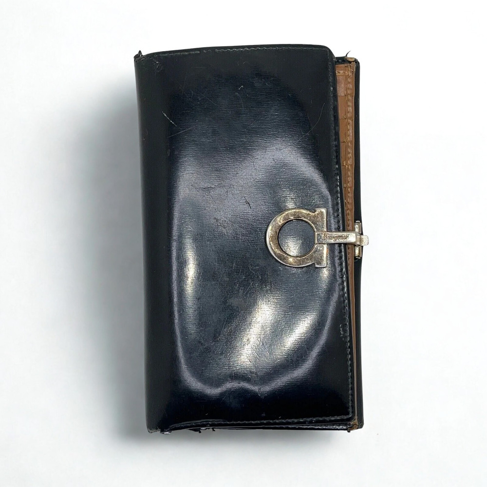Salvatore Ferragamo Gancini Wallet Black Leather Silver Hardware Italy - Picture 10 of 10